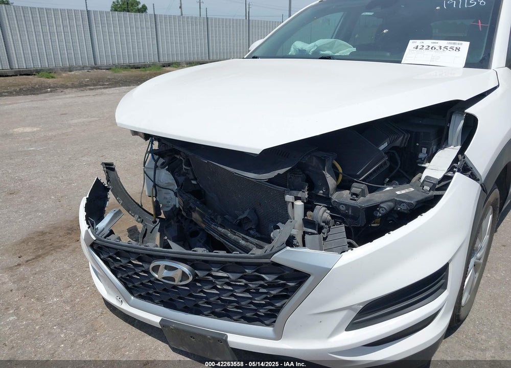 2019 HYUNDAI TUCSON VIN: KM8J33A49KU993200