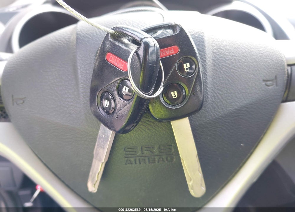 2012 HONDA FIT VIN: JHMGE8H3XCS007509