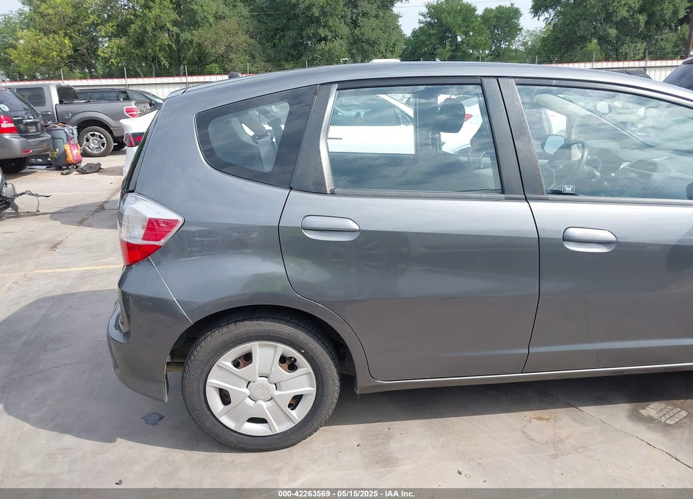 2012 HONDA FIT VIN: JHMGE8H3XCS007509