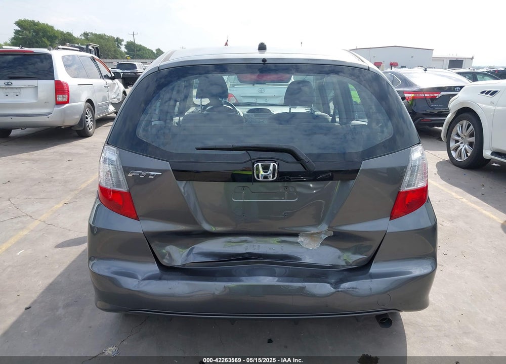 2012 HONDA FIT VIN: JHMGE8H3XCS007509