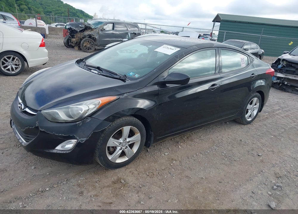 2013 HYUNDAI ELANTRA VIN: 5NPDH4AE0DH330631
