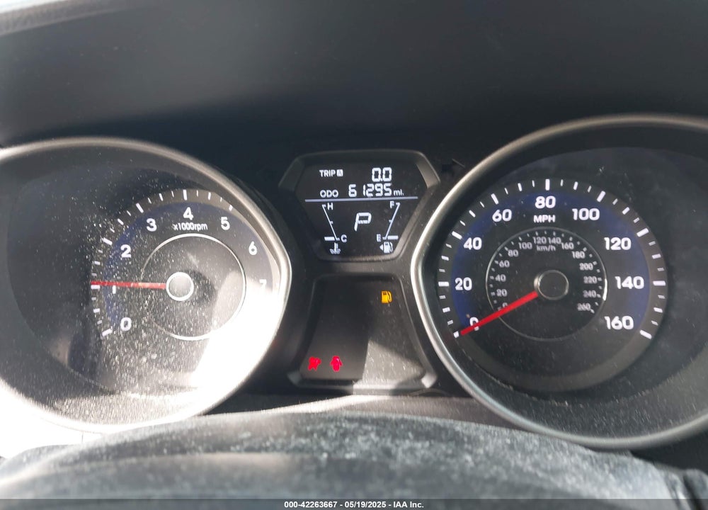 2013 HYUNDAI ELANTRA VIN: 5NPDH4AE0DH330631