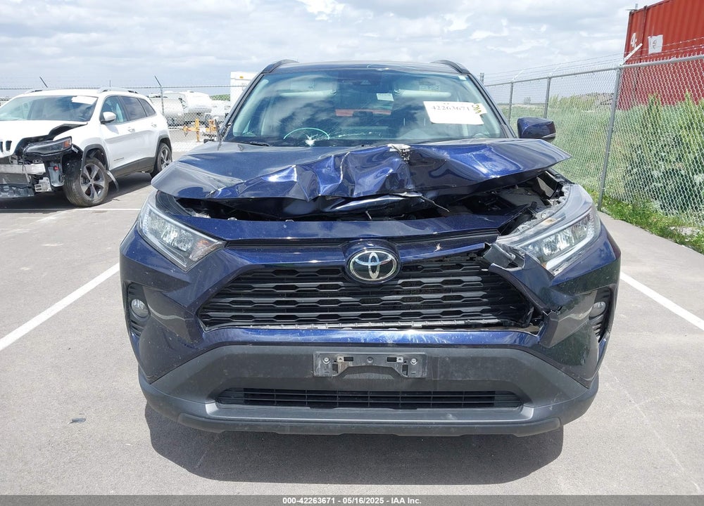 2021 TOYOTA RAV4 XLE VIN: 2T3P1RFV8MW237310
