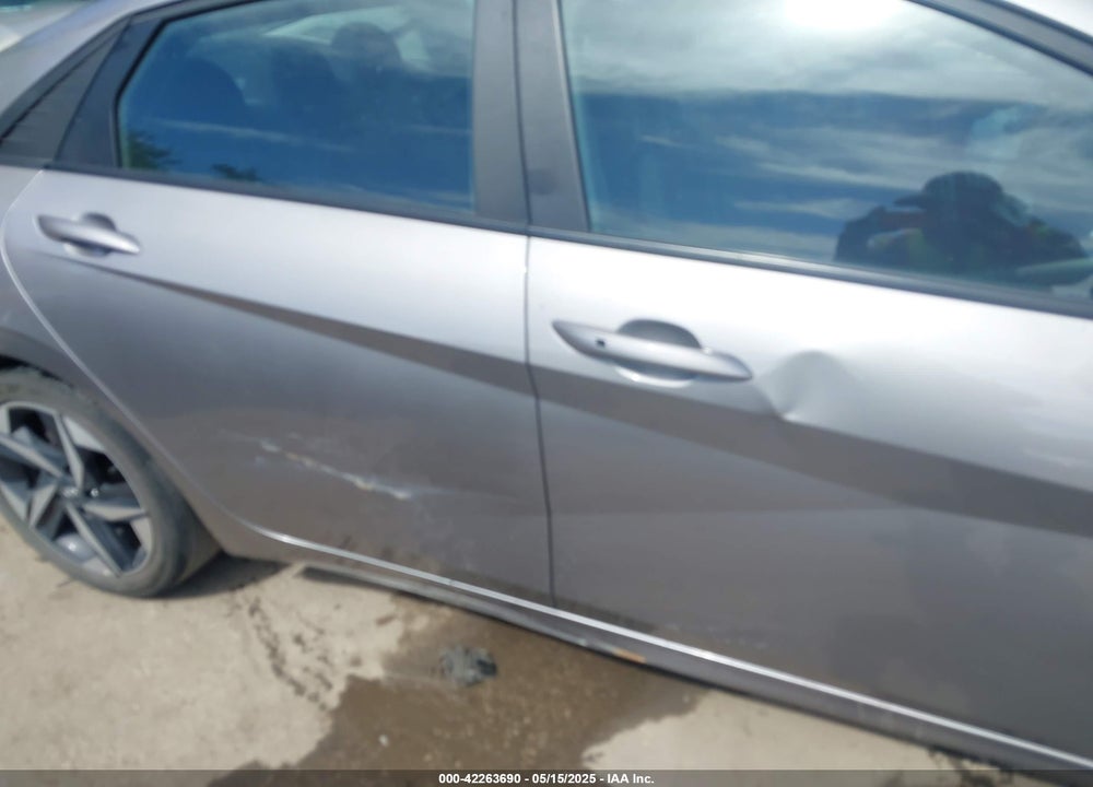 2023 HYUNDAI ELANTRA VIN: KMHLS4AG5PU412939