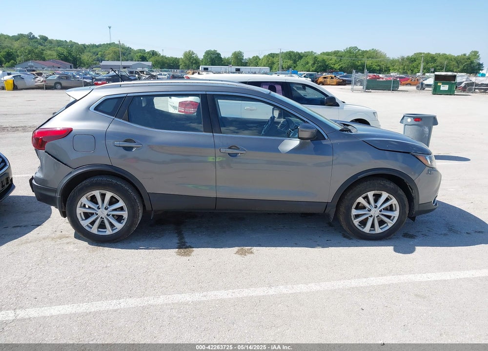 2018 NISSAN ROGUE SPORT VIN: JN1BJ1CP1JW105295