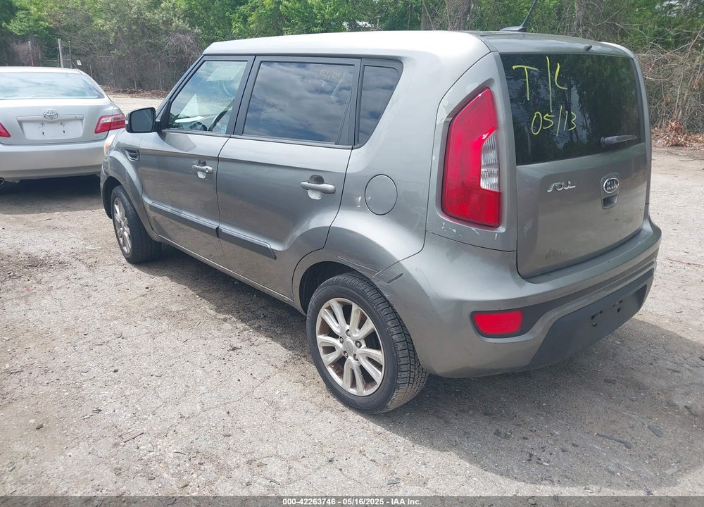 2012 KIA SOUL VIN: KNDJT2A6XC7437140