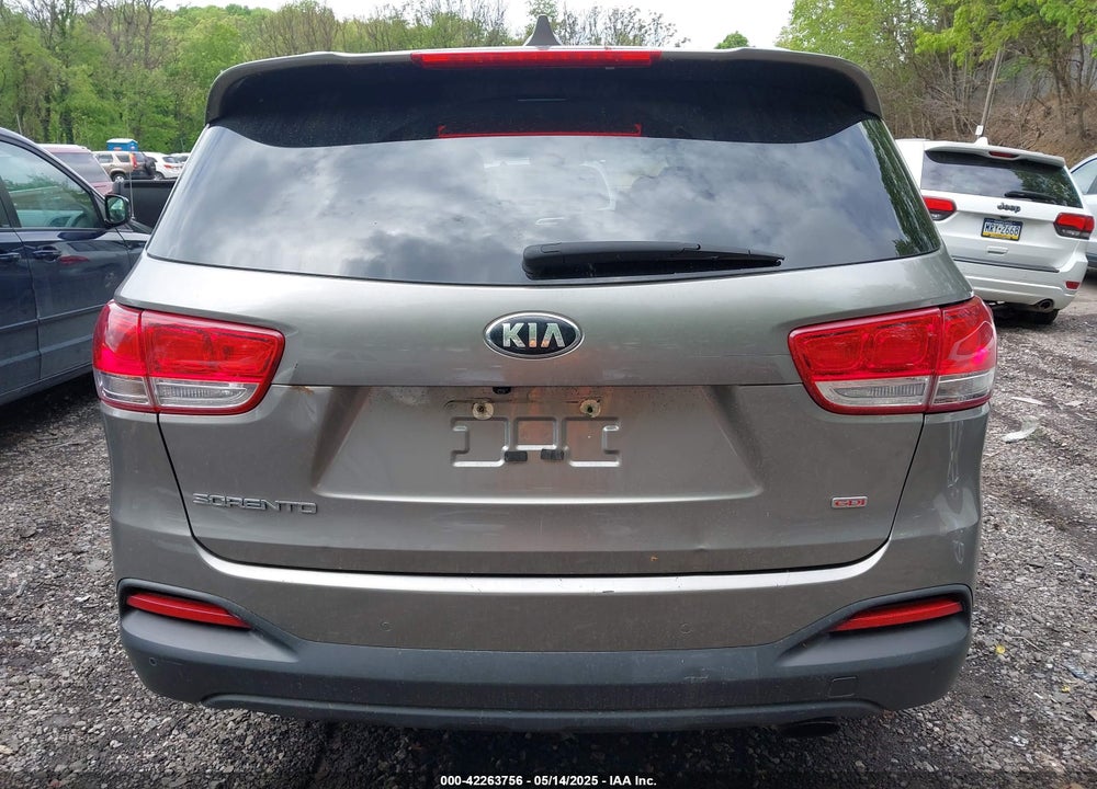 2017 KIA SORENTO 2.4L LX VIN: 5XYPGDA37HG239271