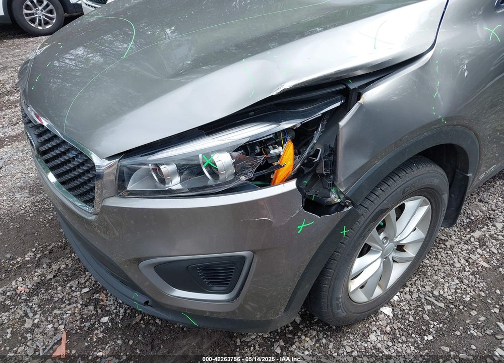 2017 KIA SORENTO 2.4L LX VIN: 5XYPGDA37HG239271