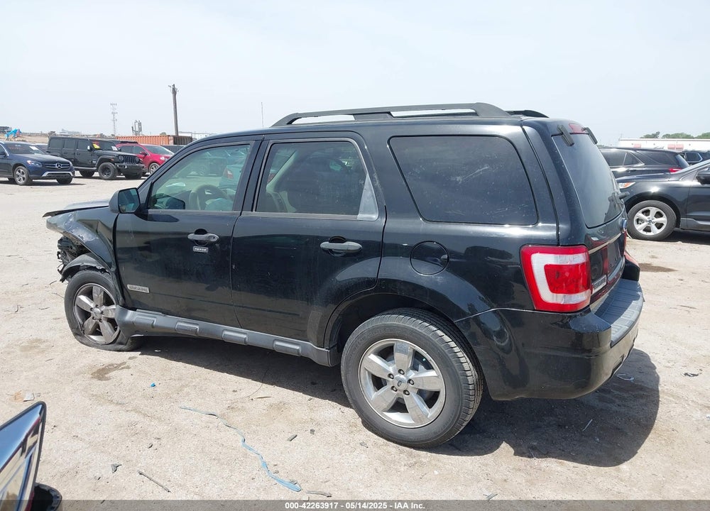 2008 FORD ESCAPE XLT VIN: 1FMCU03198KA81467