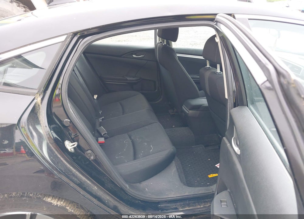 2016 HONDA CIVIC VIN: 2HGFC1F46GH640027