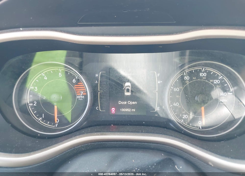 2016 JEEP CHEROKEE VIN: 1C4PJLAB0GW369428