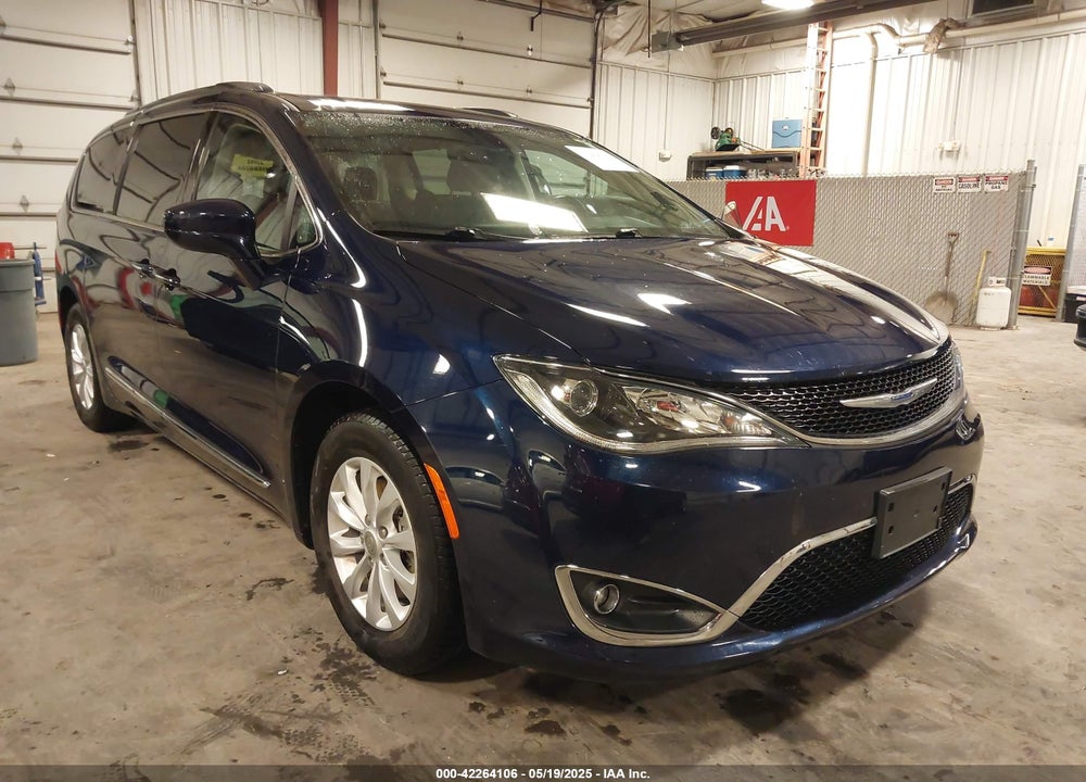 2018 CHRYSLER PACIFICA TOURING L PLUS VIN: 2C4RC1EG6JR288141