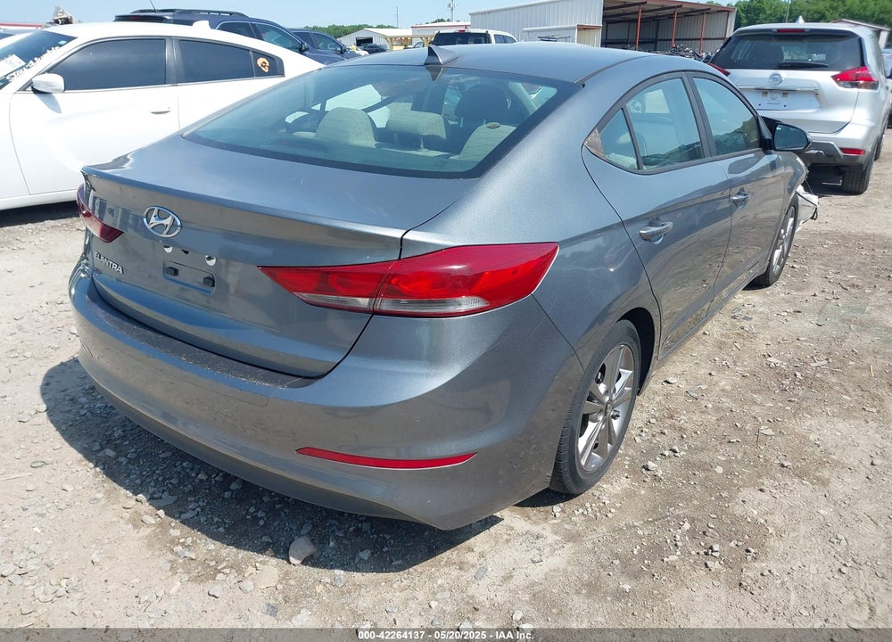 2017 HYUNDAI ELANTRA SE VIN: KMHD84LF5HU152826