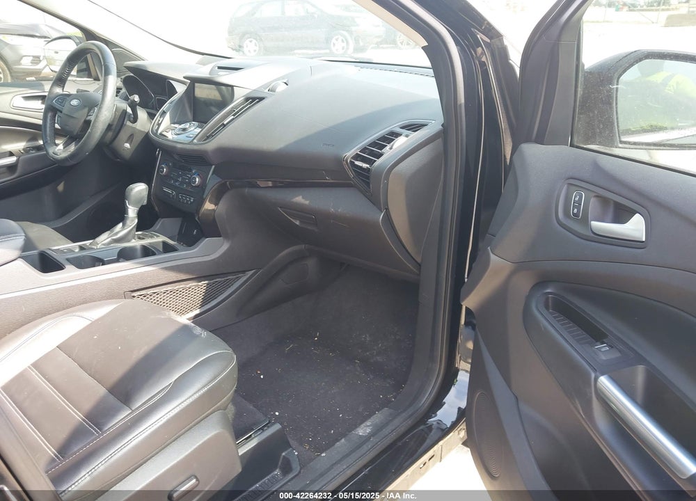 2017 FORD ESCAPE TITANIUM VIN: 1FMCU9JD6HUC82281