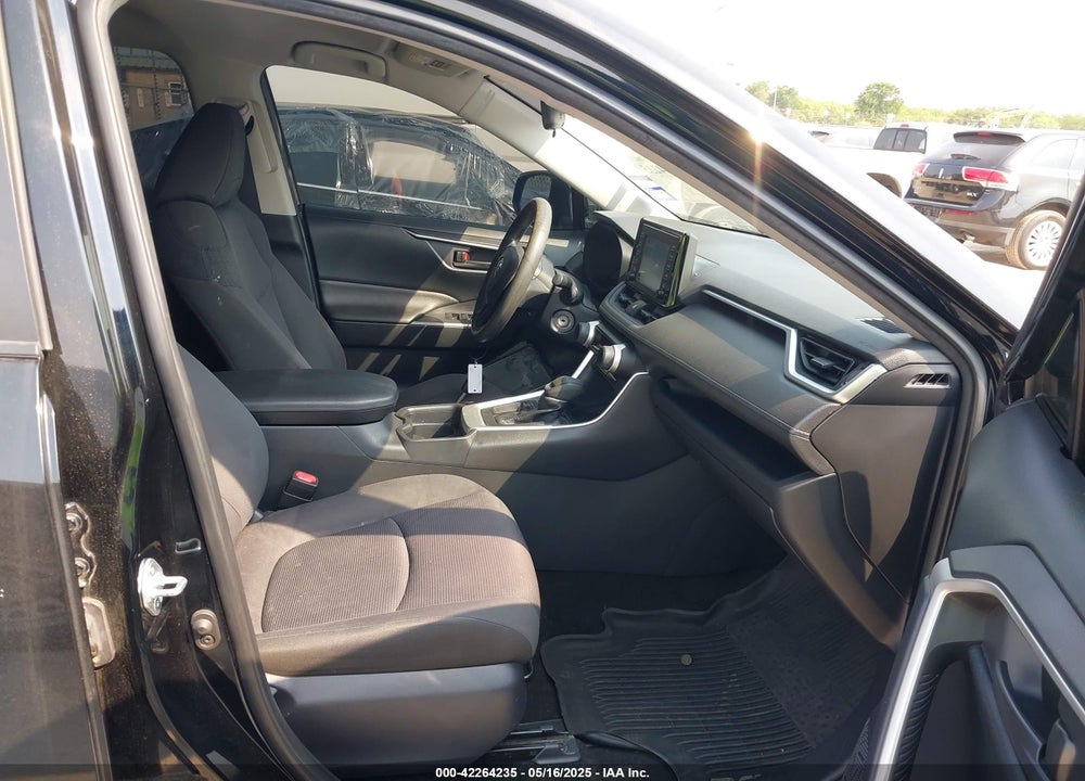 2019 TOYOTA RAV4 VIN: JTMH1RFVXKD035356