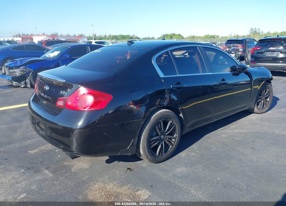 2013 INFINITI G37X VIN: JN1CV6AR9DM767636