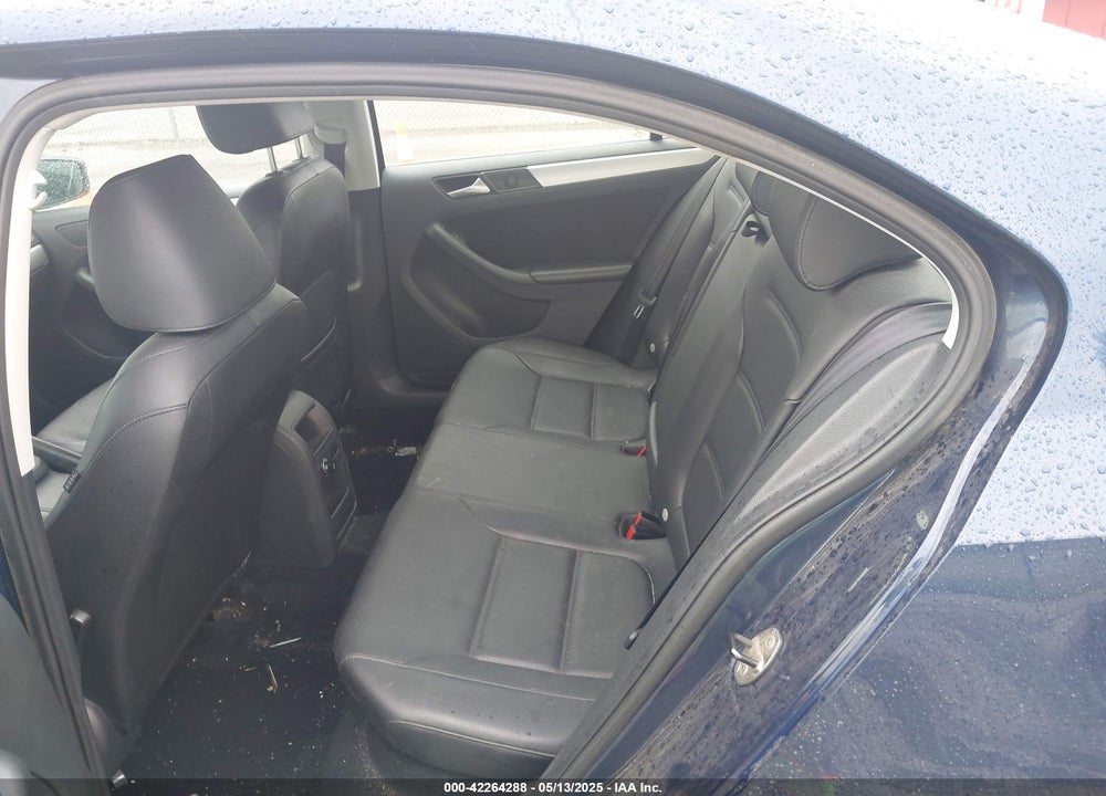 2013 VOLKSWAGEN JETTA 2.5L SE VIN: 3VWDX7AJ0DM427871