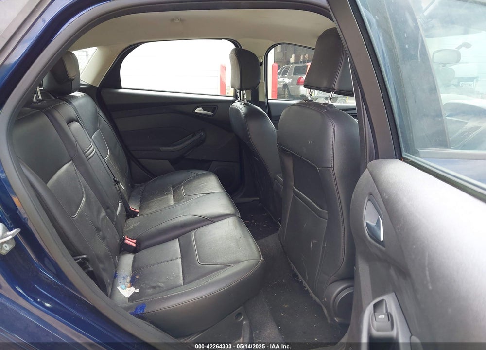 2016 FORD FOCUS SE VIN: 1FADP3K2XGL307302
