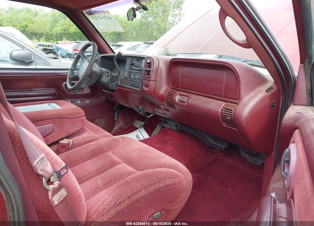 1997 CHEVROLET C1500 FLEETSIDE VIN: 1GCEC14R1VZ130514