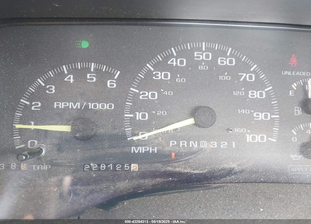 1997 CHEVROLET C1500 FLEETSIDE VIN: 1GCEC14R1VZ130514