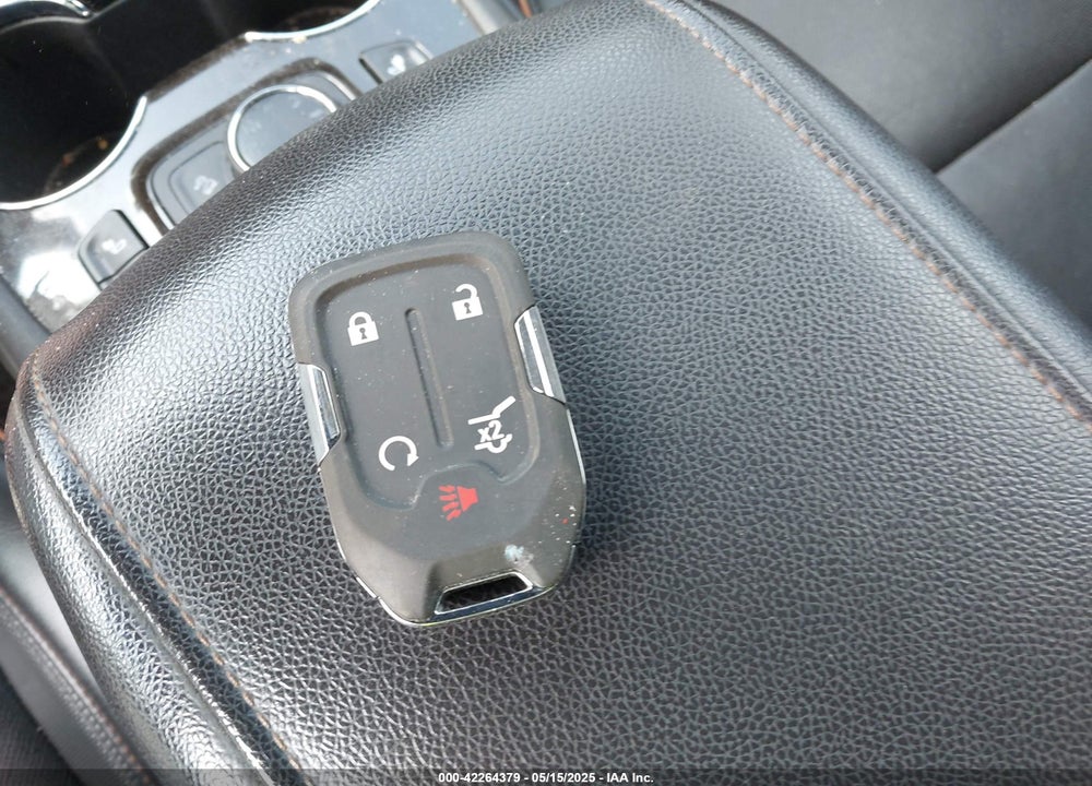 2021 GMC ACADIA AWD AT4 VIN: 1GKKNLLS4MZ215489