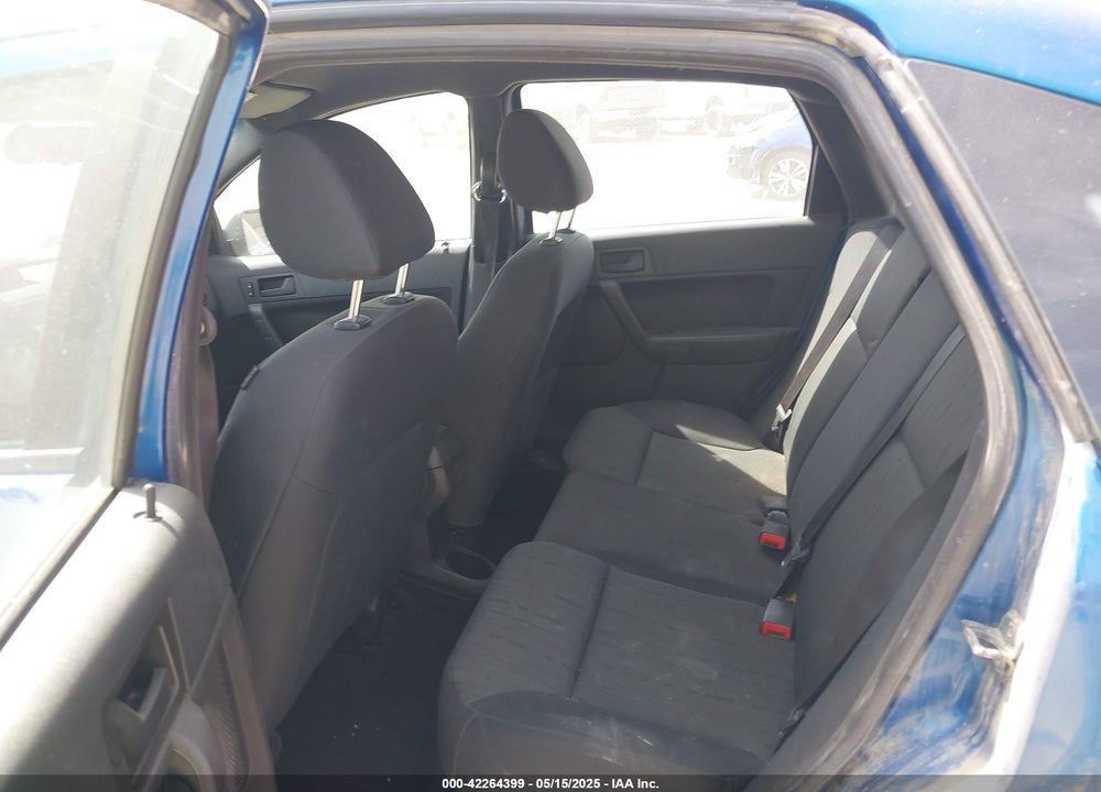 2010 FORD FOCUS VIN: 1FAHP3FN7AW139212