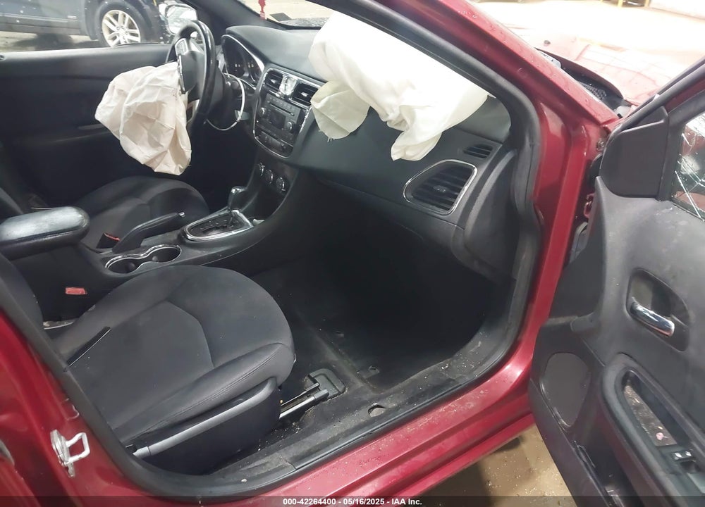 2014 CHRYSLER 200 TOURING VIN: 1C3CCBBB1EN108091