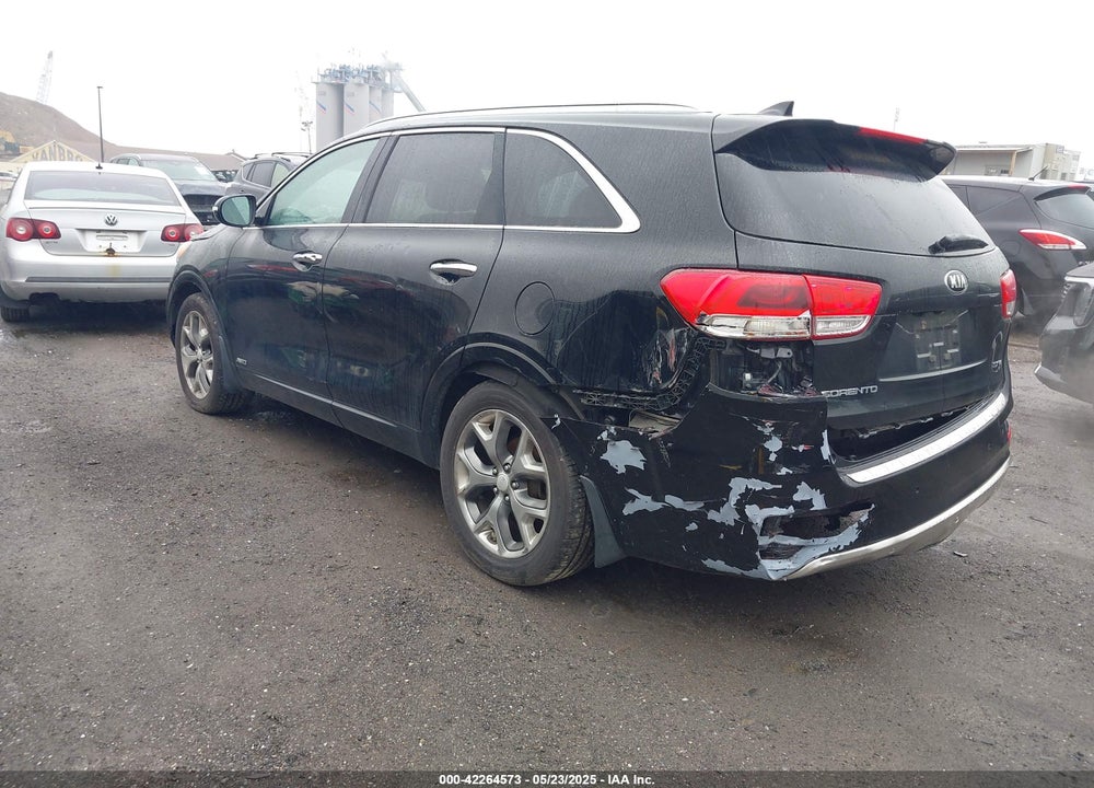 2016 KIA SORENTO VIN: 5XYPKDA5XGG152270