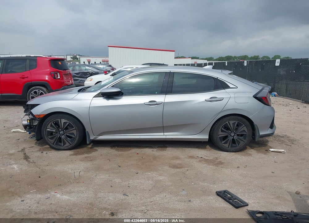 2018 HONDA CIVIC VIN: SHHFK7H58JU212255