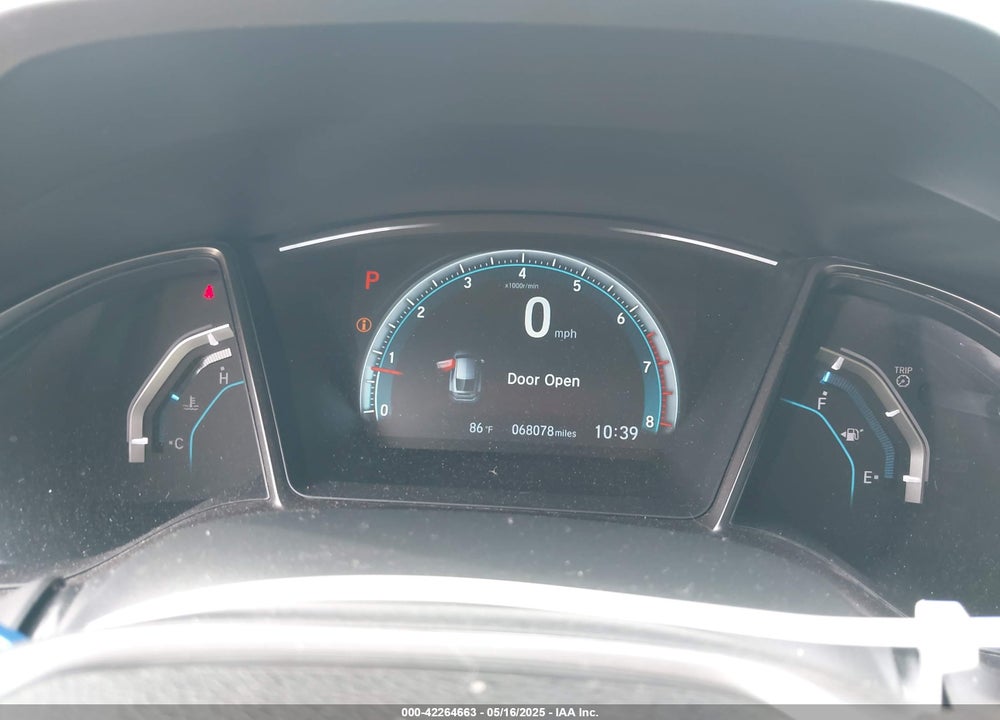 2018 HONDA CIVIC VIN: SHHFK7H58JU212255