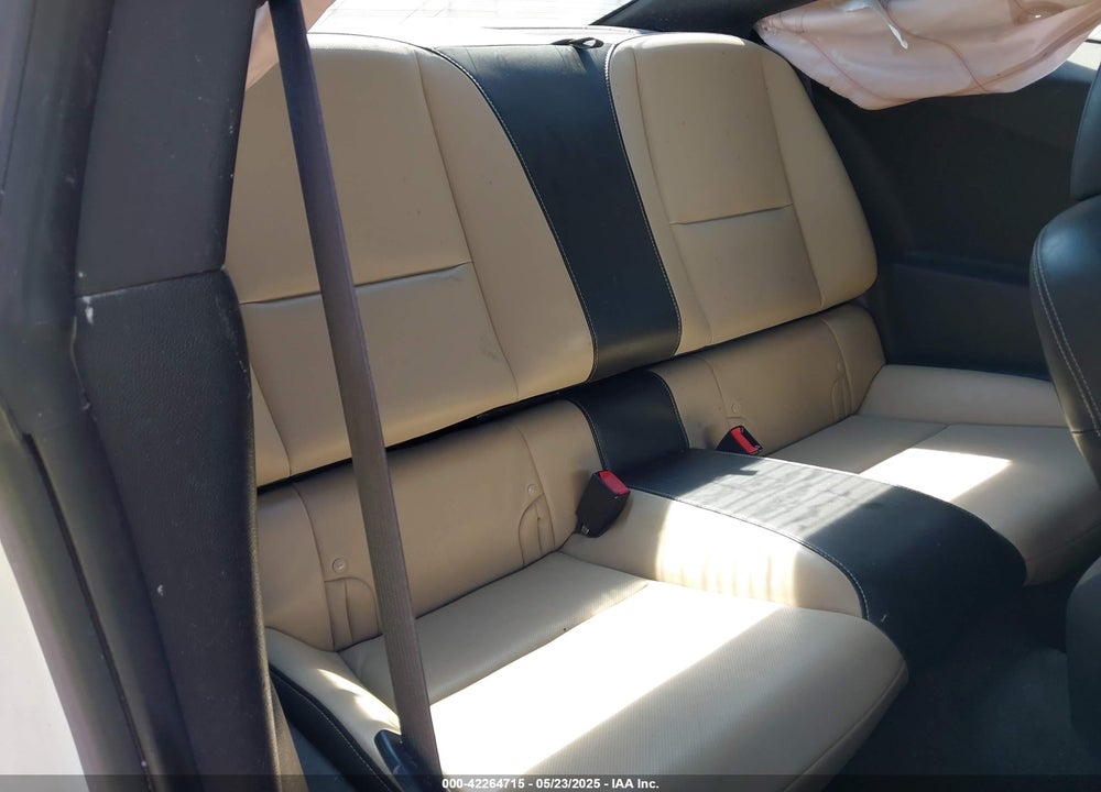 2014 CHEVROLET CAMARO VIN: 2G1FC1E38E9309361