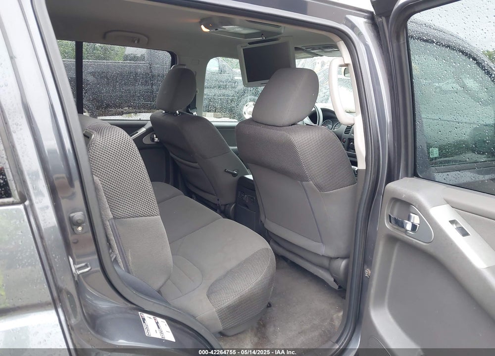 2011 NISSAN PATHFINDER VIN: 5N1AR1NB7BC605589