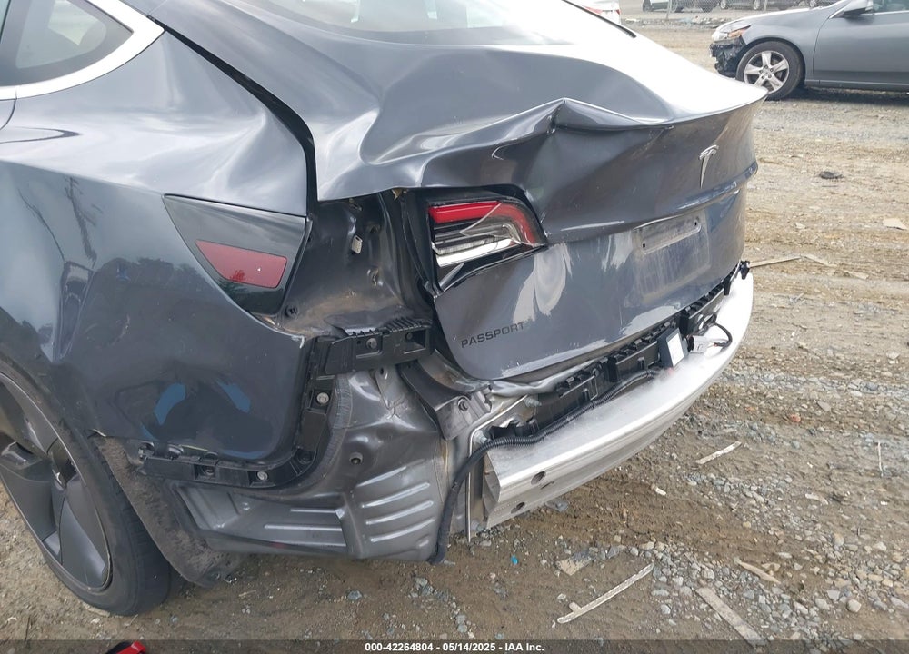 2020 TESLA MODEL 3 VIN: 5YJ3E1EA0LF658235