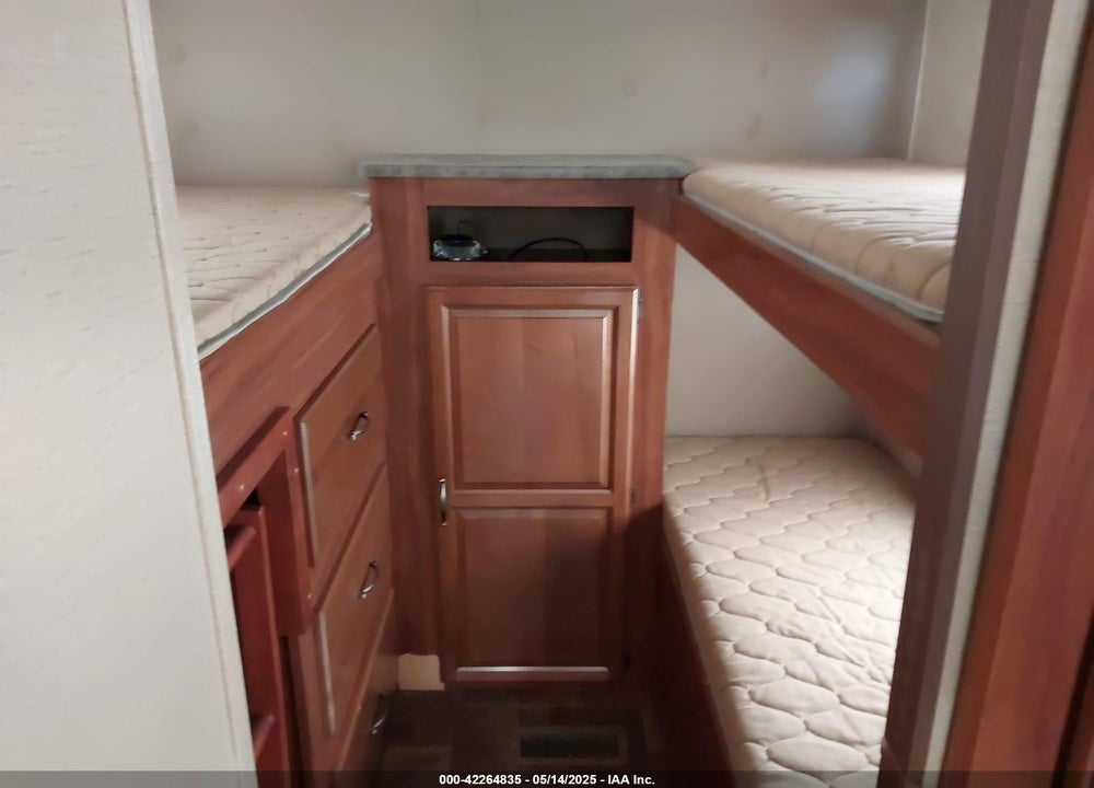 2014 KEYSTONE 29FT VIN: 4YDT29R24EV502369