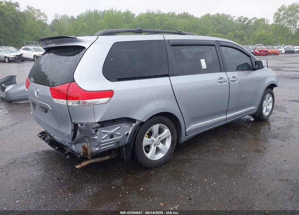 2011 TOYOTA SIENNA LE VIN: 5TDKK3DC7BS165746