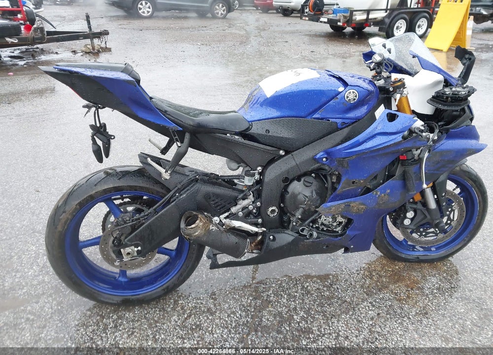 2018 YAMAHA YZFR6 VIN: JYARJ28E2JA003697