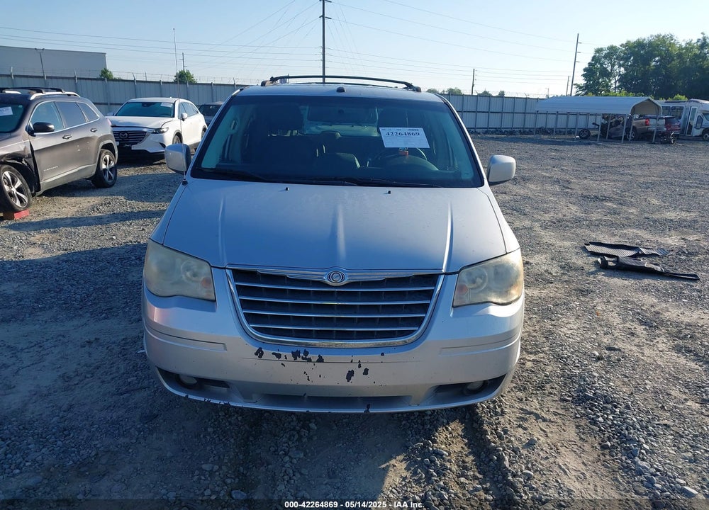 2010 CHRYSLER TOWN & COUNTRY VIN: 2A4RR8D15AR320365
