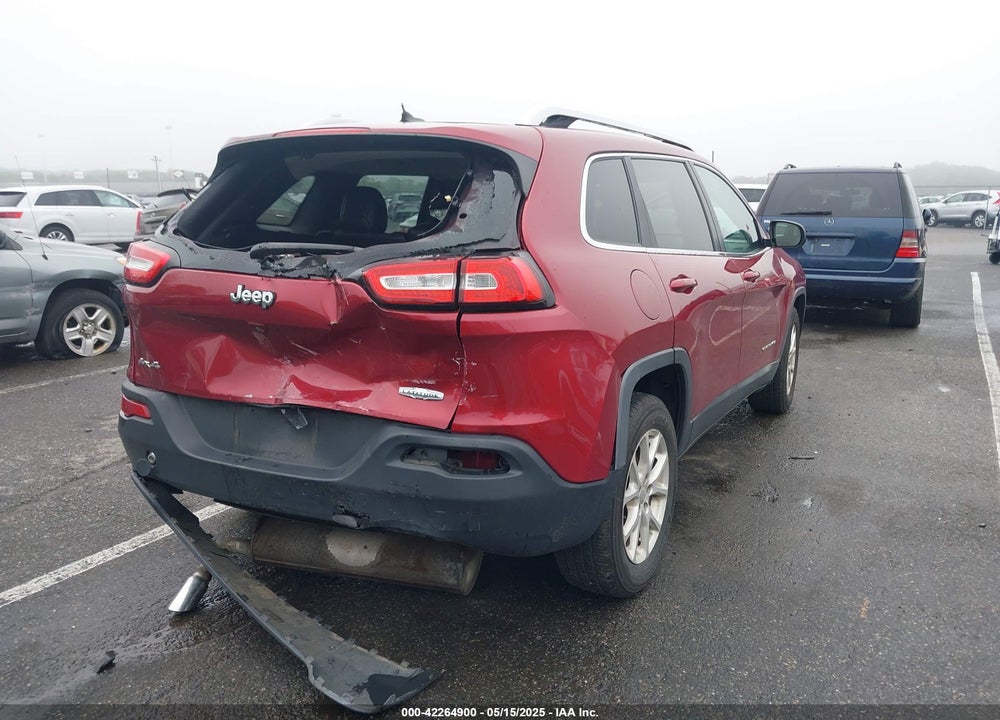 2015 JEEP CHEROKEE VIN: 1C4PJMCB8FW614686
