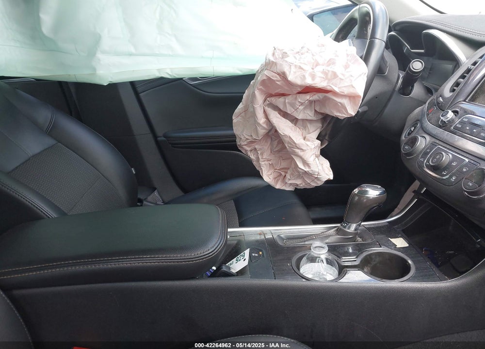 2019 CHEVROLET IMPALA LT VIN: 1G11Z5SA5KU114142