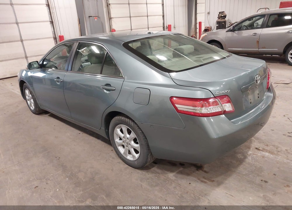 2011 TOYOTA CAMRY VIN: 4T1BF3EK1BU687063