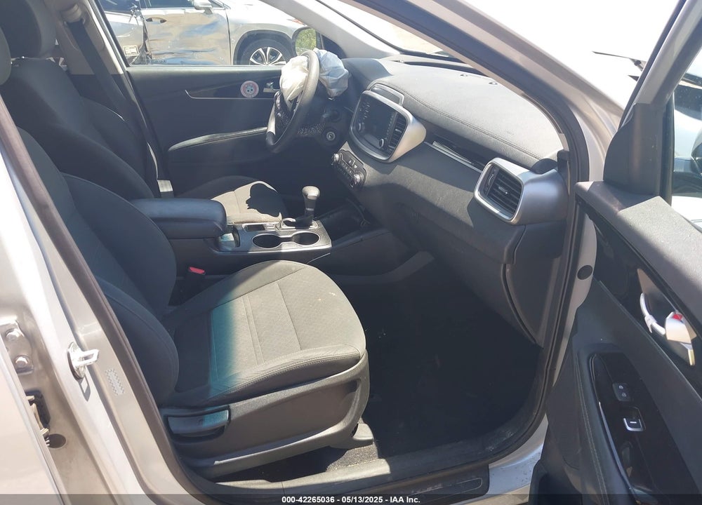 2020 KIA SORENTO 2.4L L VIN: 5XYPG4A35LG668918