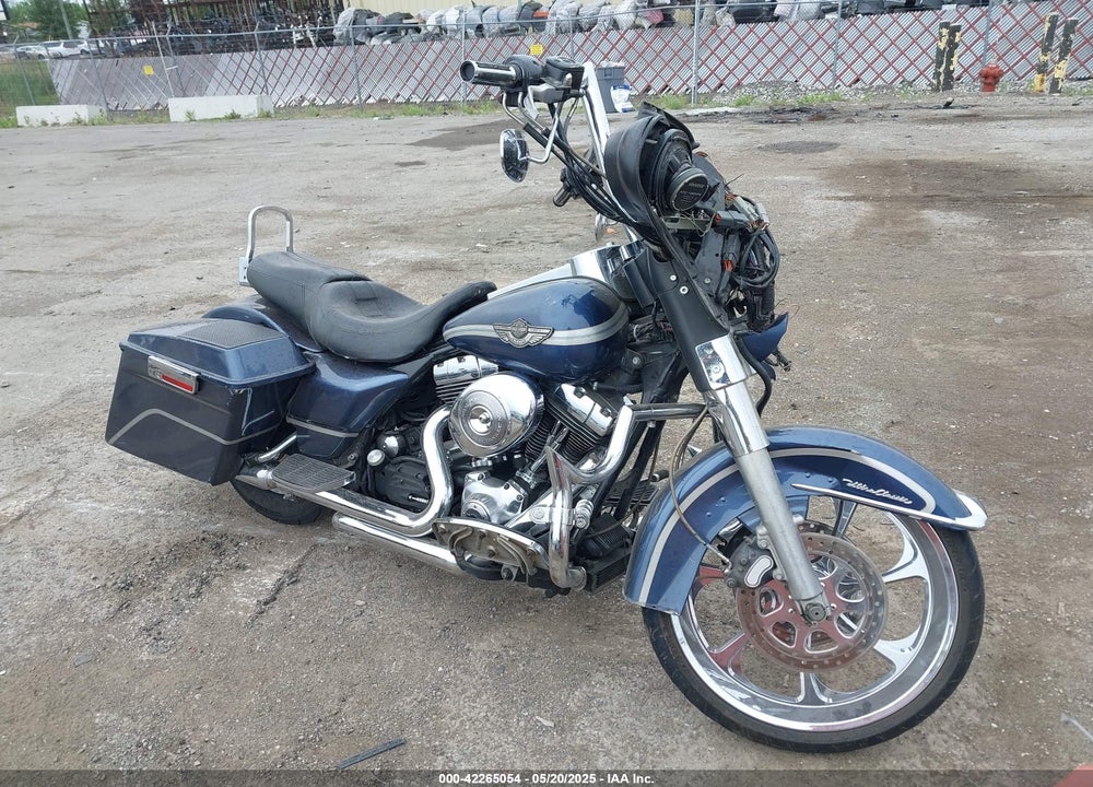 2003 HARLEY-DAVIDSON FLHTCUI VIN: 1HD1FCW123Y611110