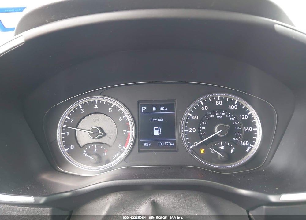 2019 HYUNDAI SANTA FE VIN: 5NMS23AD0KH122236