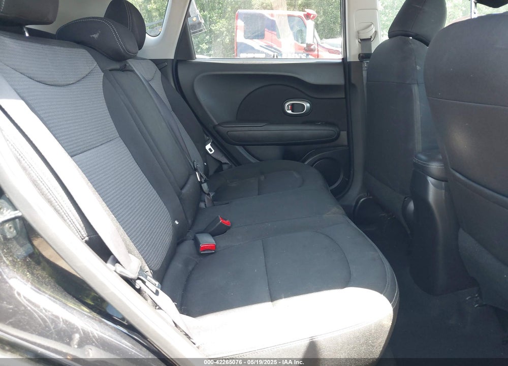 2017 KIA SOUL VIN: KNDJP3A56H7411496
