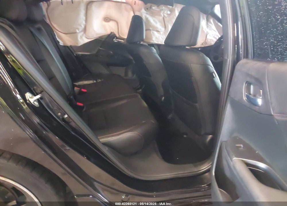 2017 HONDA ACCORD VIN: 1HGCR2F15HA108930