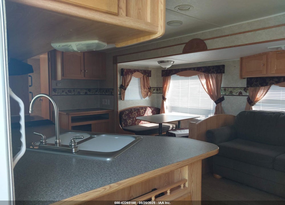 2009 SUNNYBROOK SUNSET CREEK VIN: 4UBAS0P2791A81797