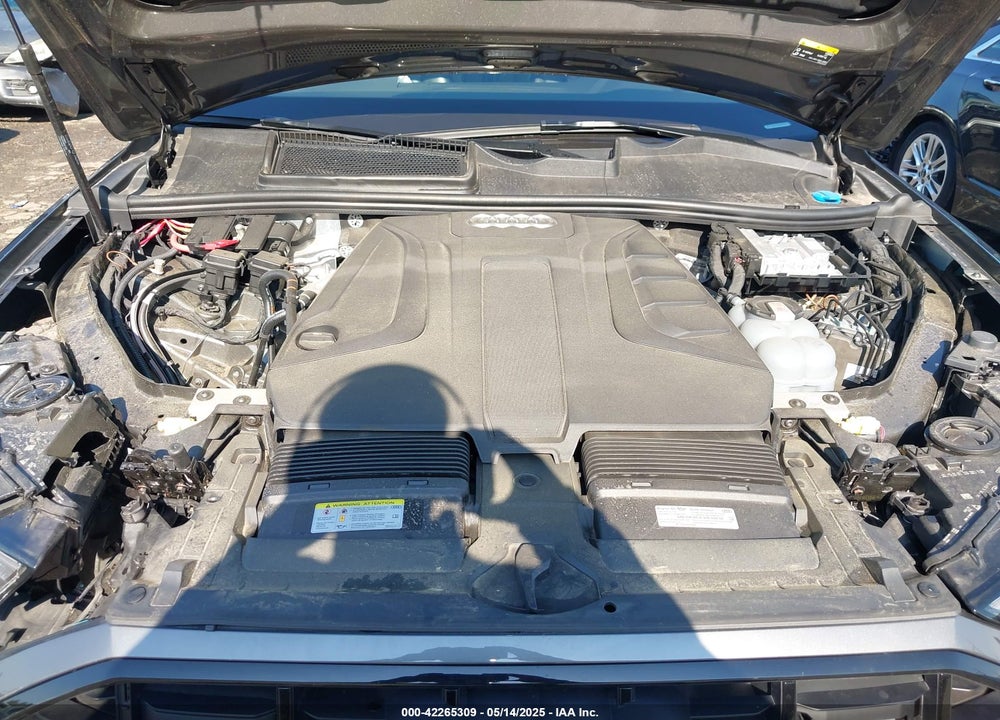 2022 AUDI Q7 VIN: WA1LJBF77ND000677