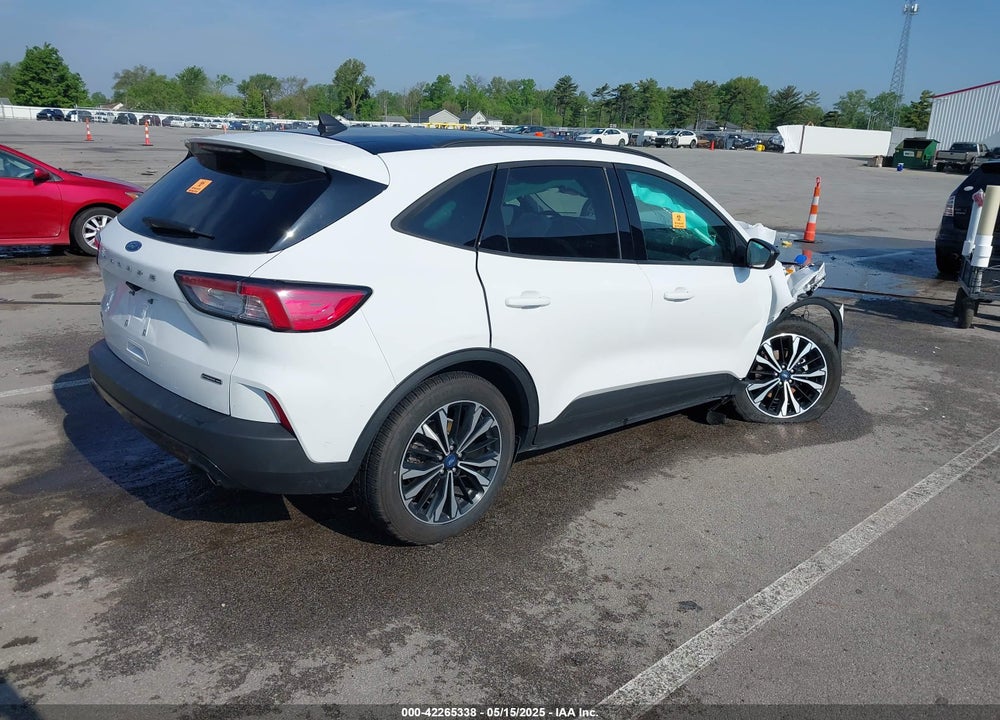 2022 FORD ESCAPE VIN: 1FMCU9BZ7NUB06992