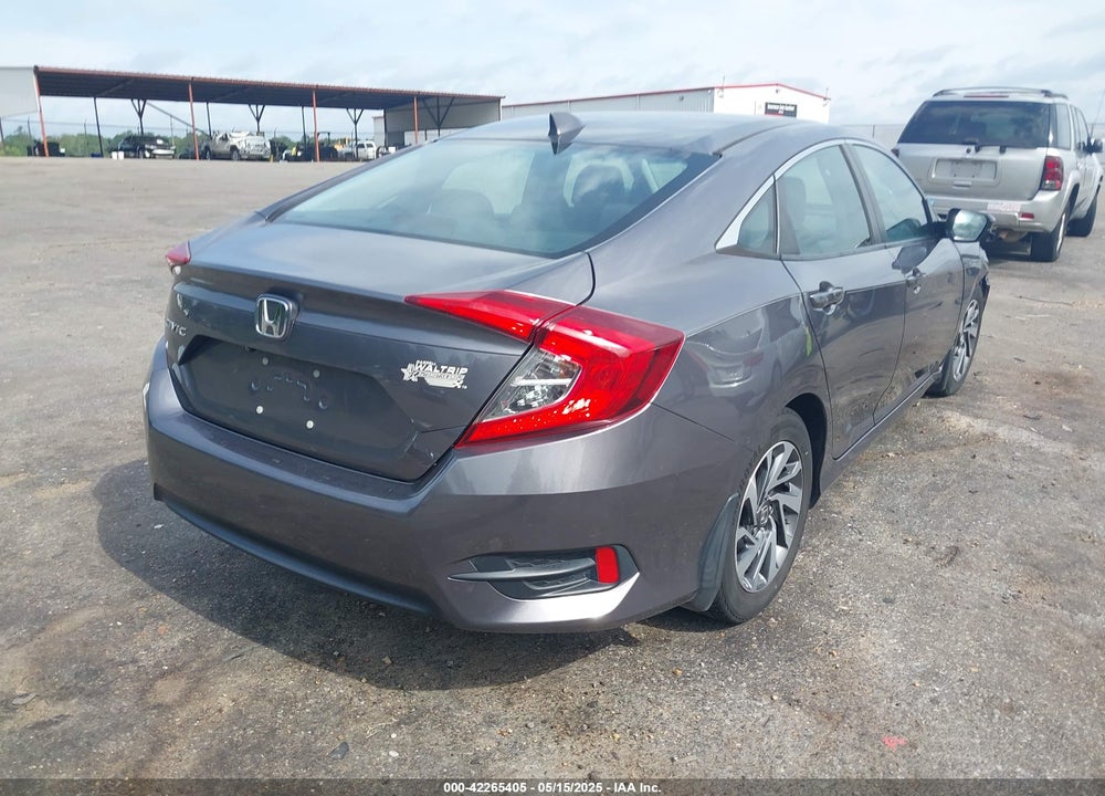 2018 HONDA CIVIC EX VIN: 19XFC2F70JE025734