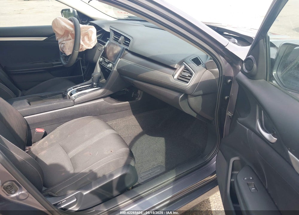 2018 HONDA CIVIC EX VIN: 19XFC2F70JE025734